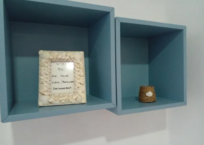 The House B&b-pensión 2*